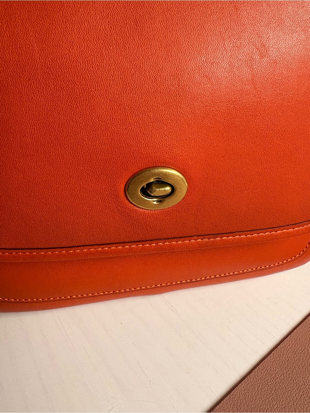Coach rambler in Mango crossbody - Picture 8 of 9